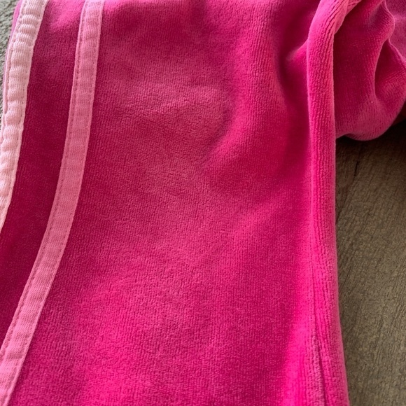 Gymboree Cupcake Velour Sweatsuit with Embroidery - Picture 14 of 16